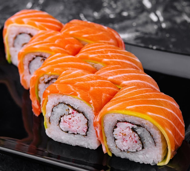 Crab/Salmon Maki